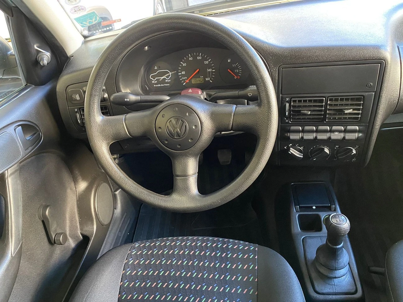 VOLKSWAGEN GOL