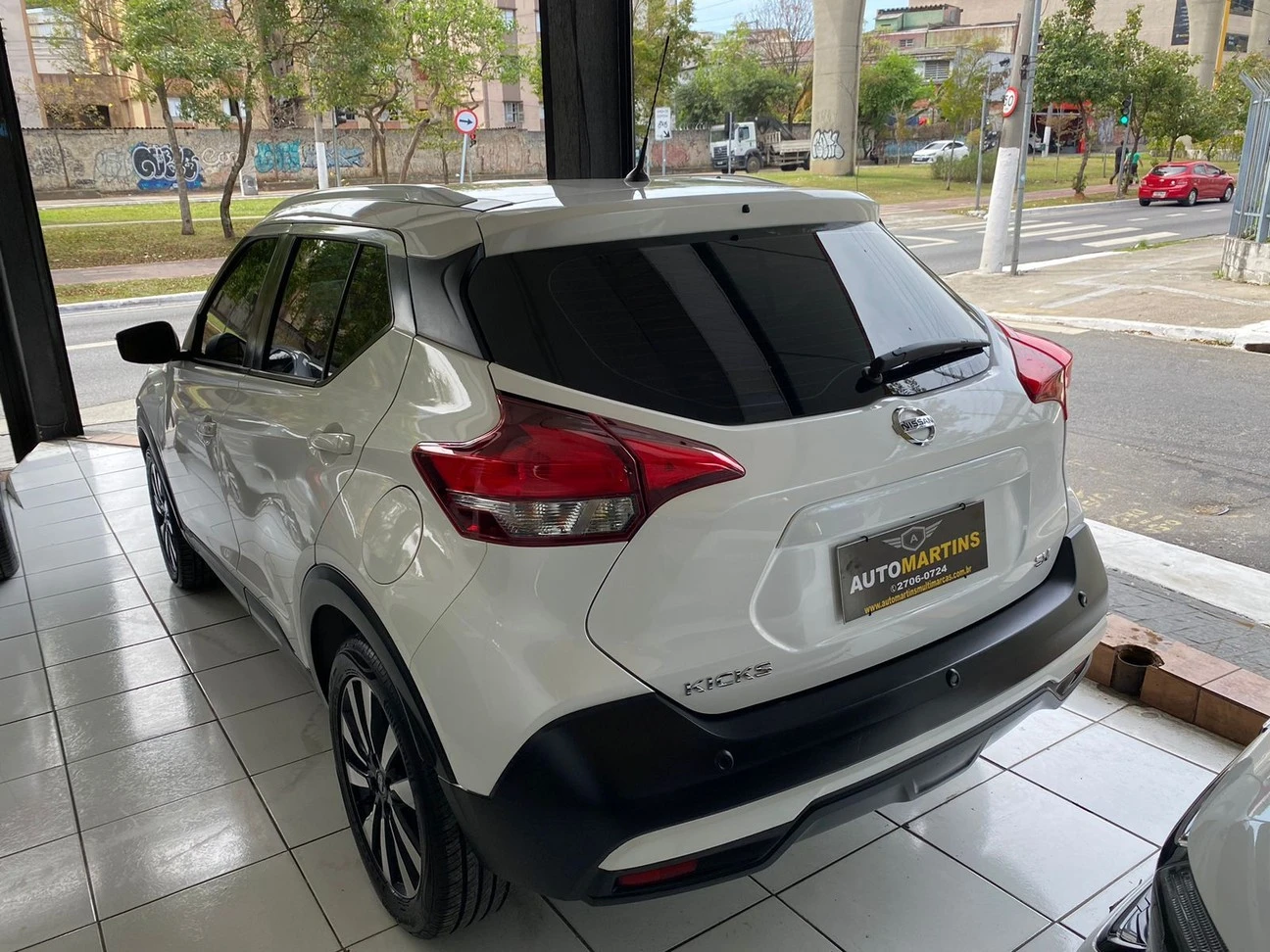 NISSAN KICKS