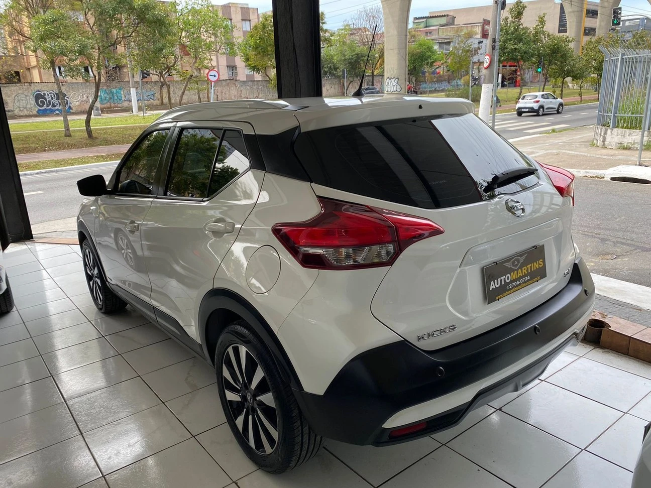 NISSAN KICKS