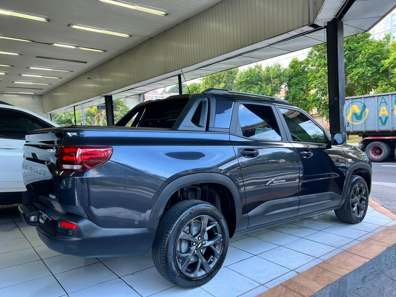 CHEVROLET MONTANA