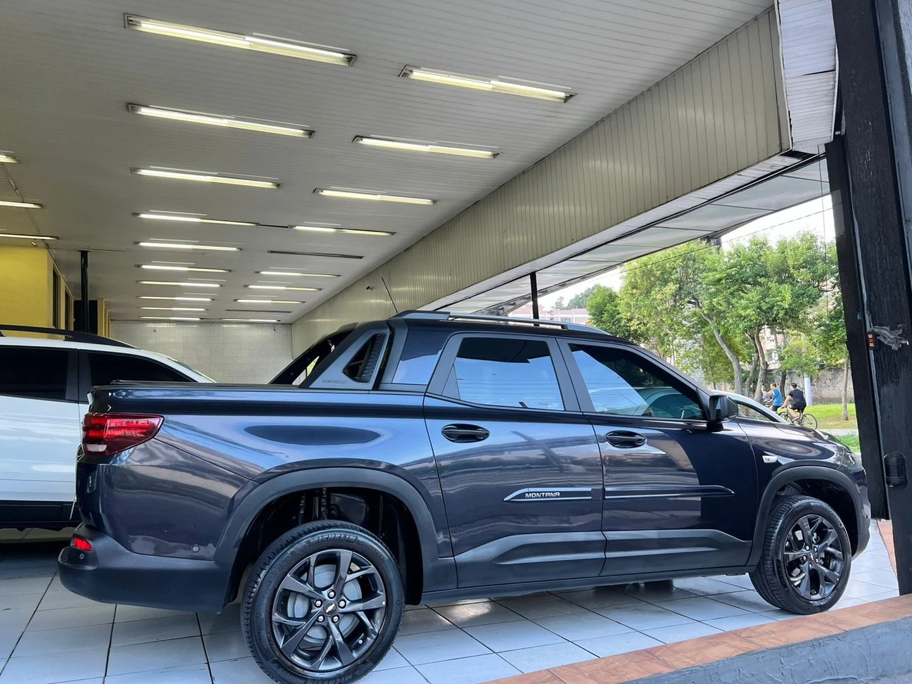 CHEVROLET MONTANA