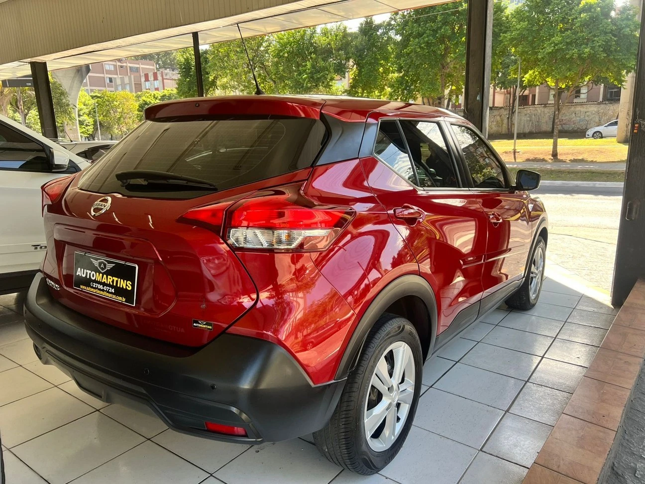 NISSAN KICKS