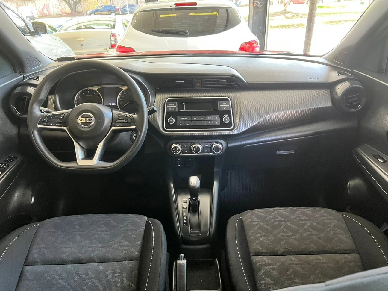 NISSAN KICKS