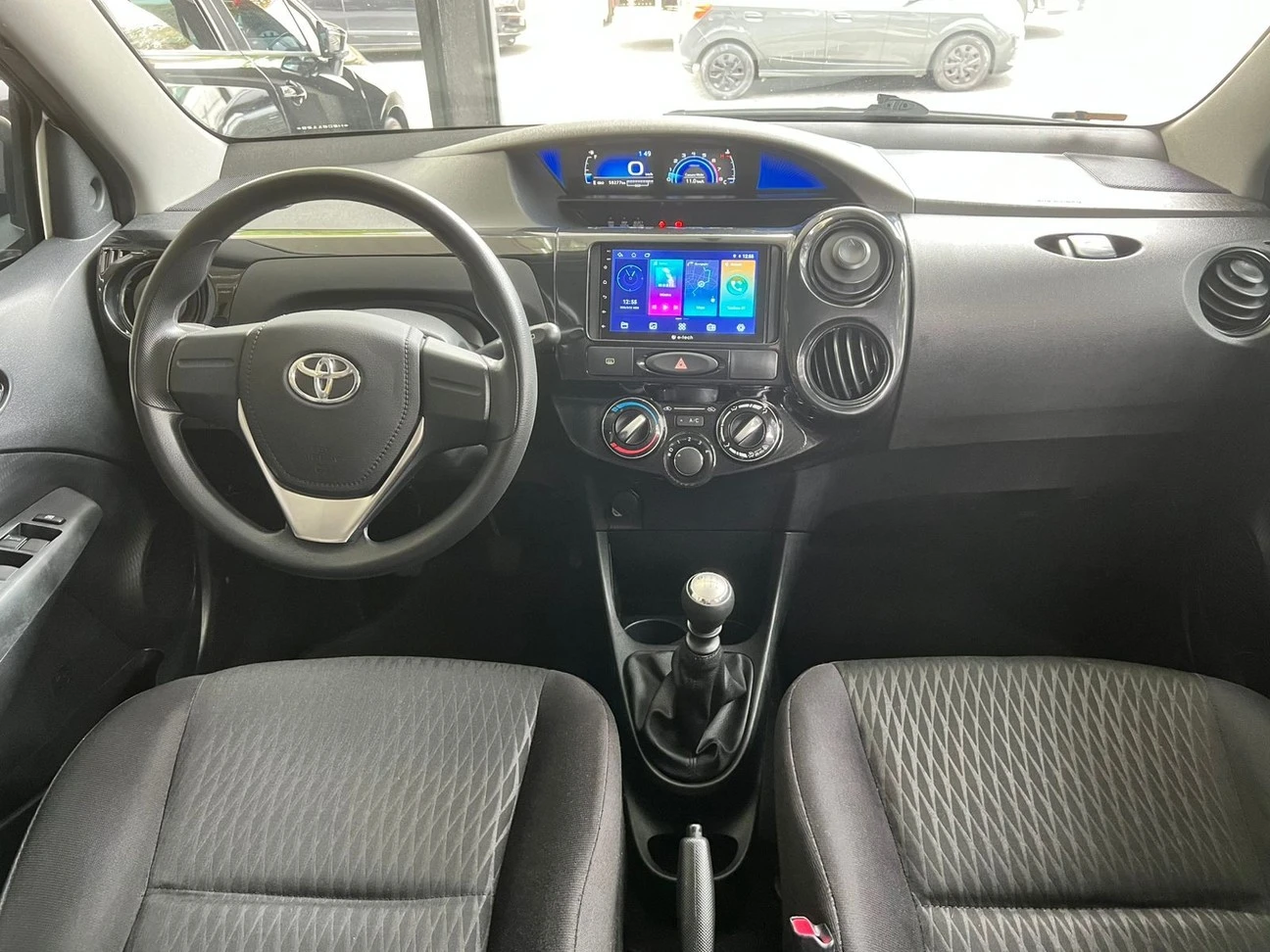 TOYOTA ETIOS