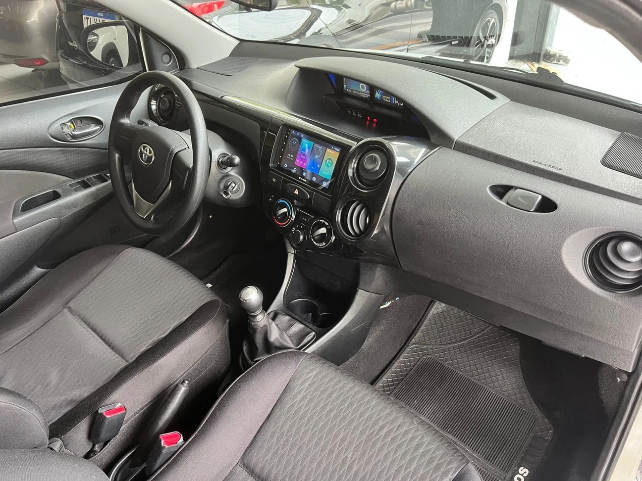TOYOTA ETIOS