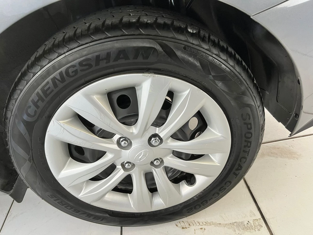HYUNDAI HB20S