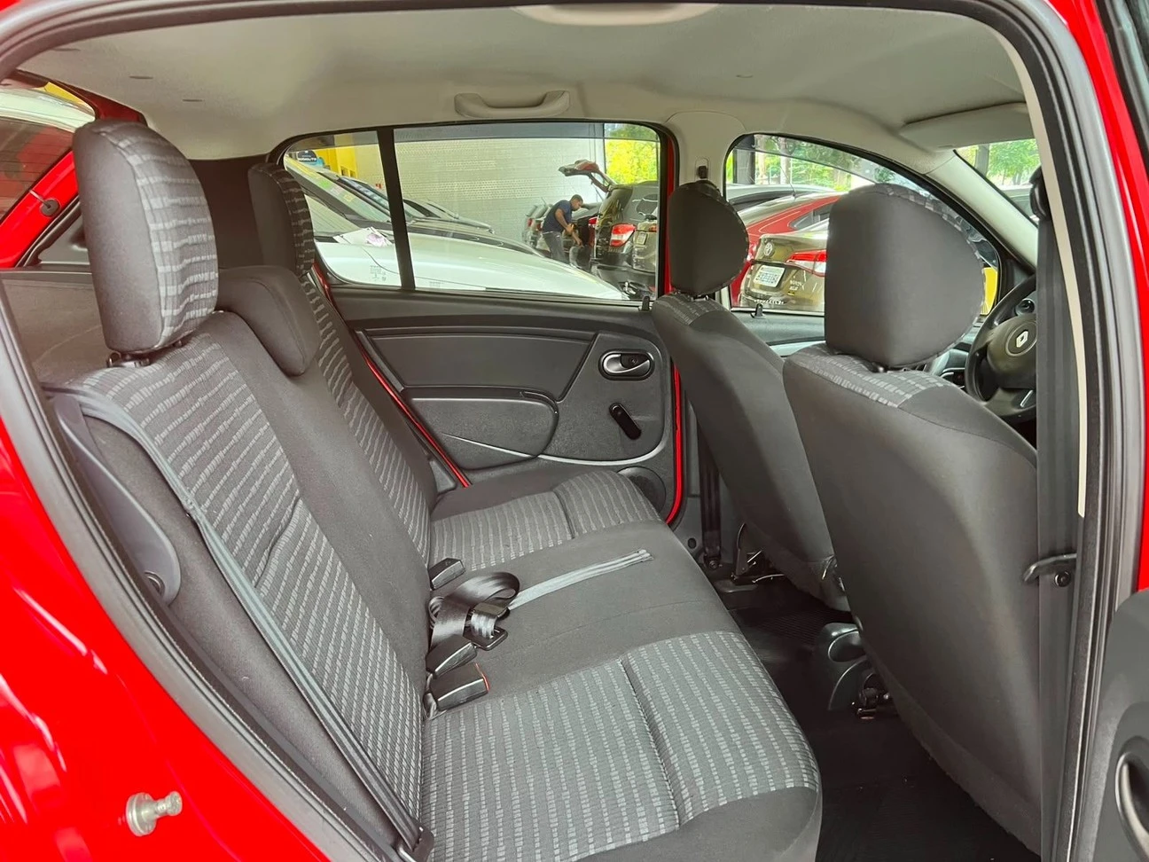 RENAULT SANDERO