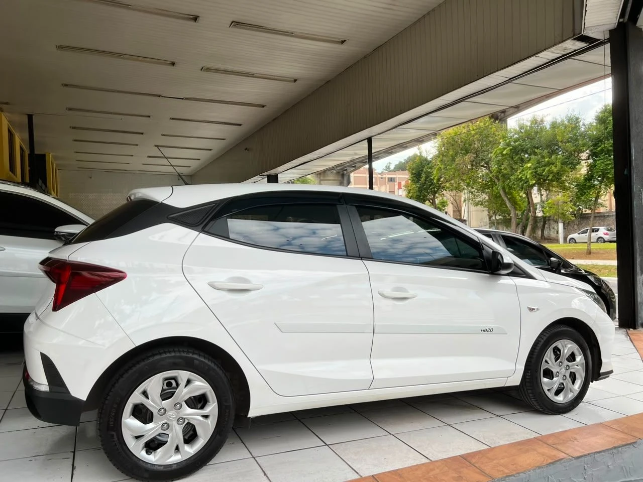 HYUNDAI HB20