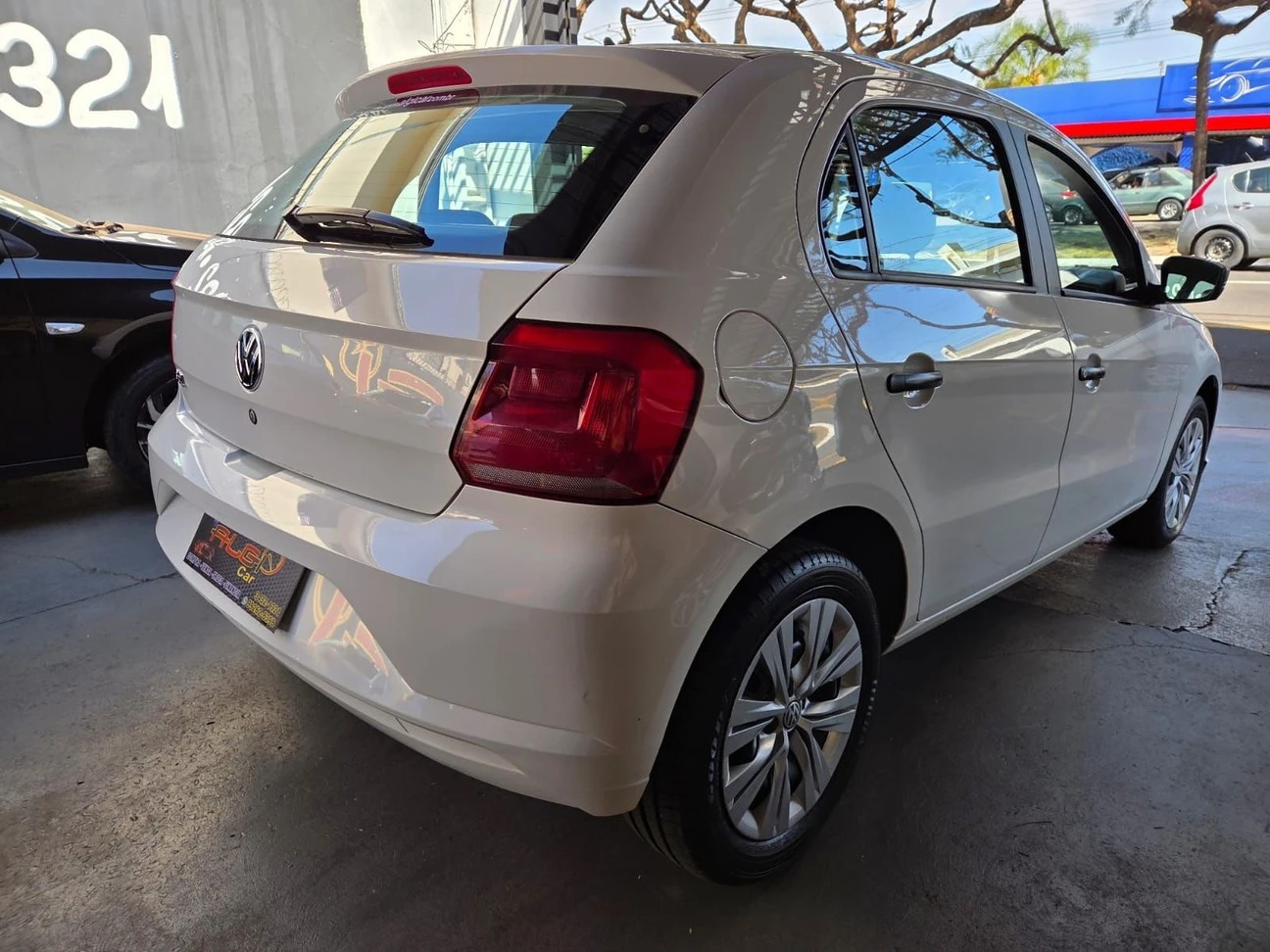 VOLKSWAGEN GOL