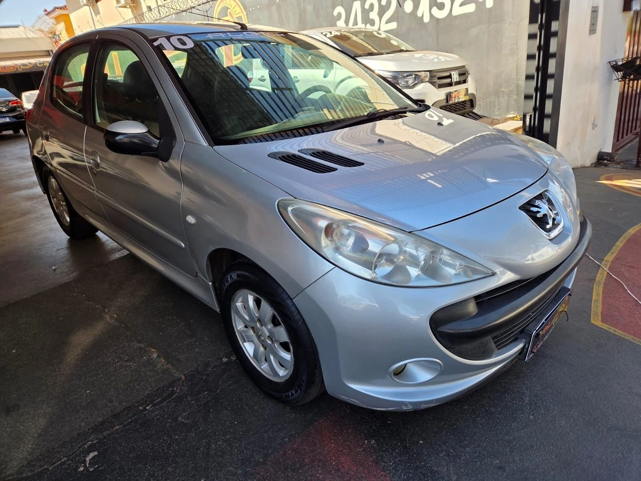 PEUGEOT 207