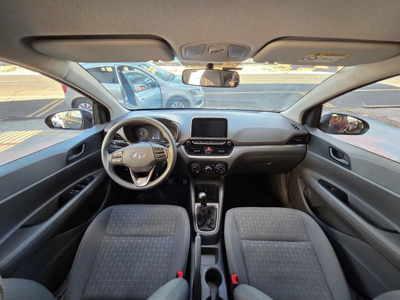 HYUNDAI HB20S