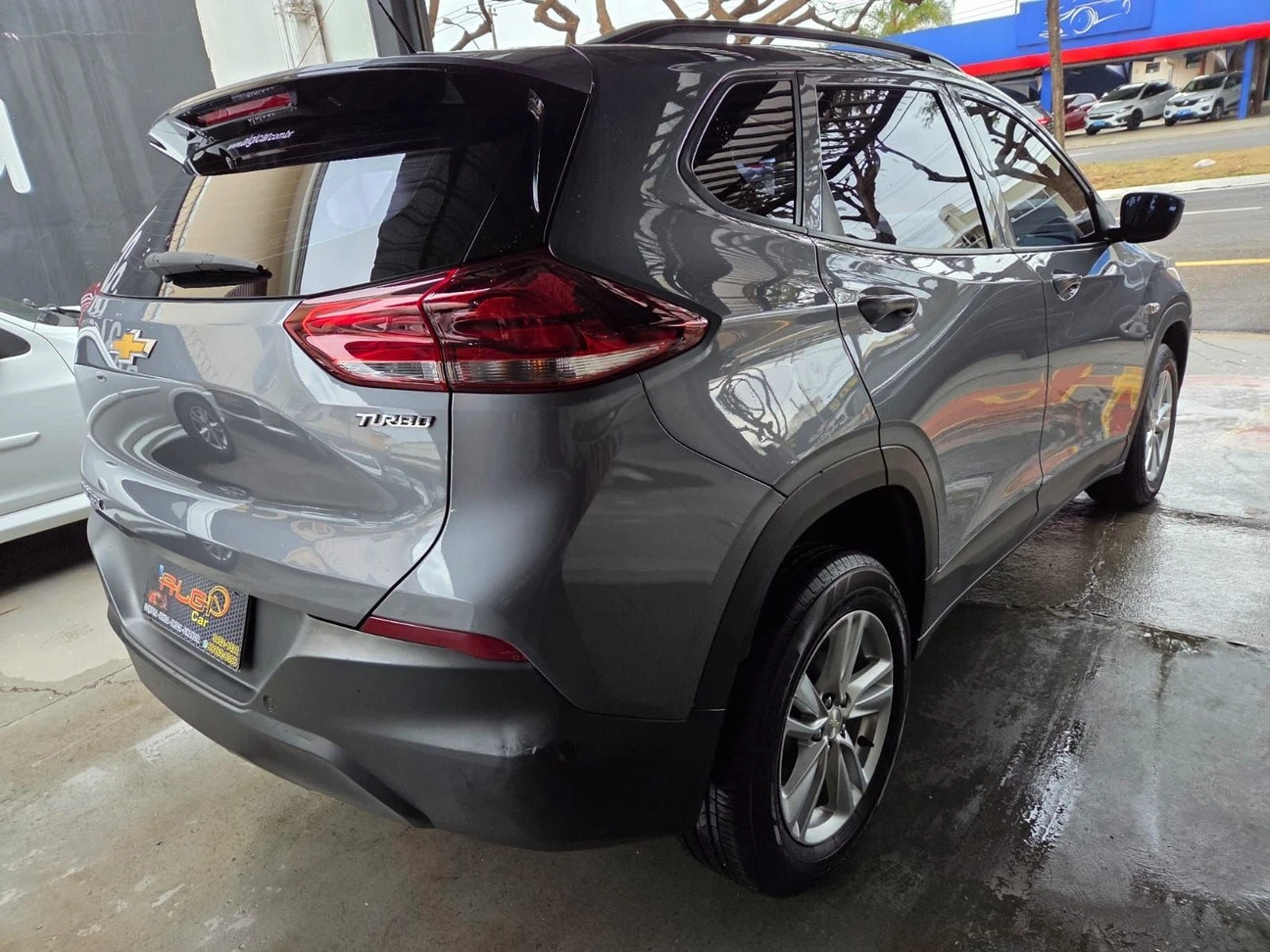 CHEVROLET TRACKER