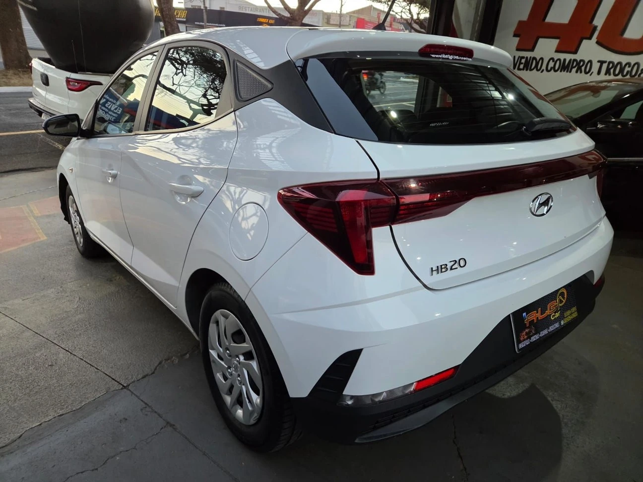 HYUNDAI HB20
