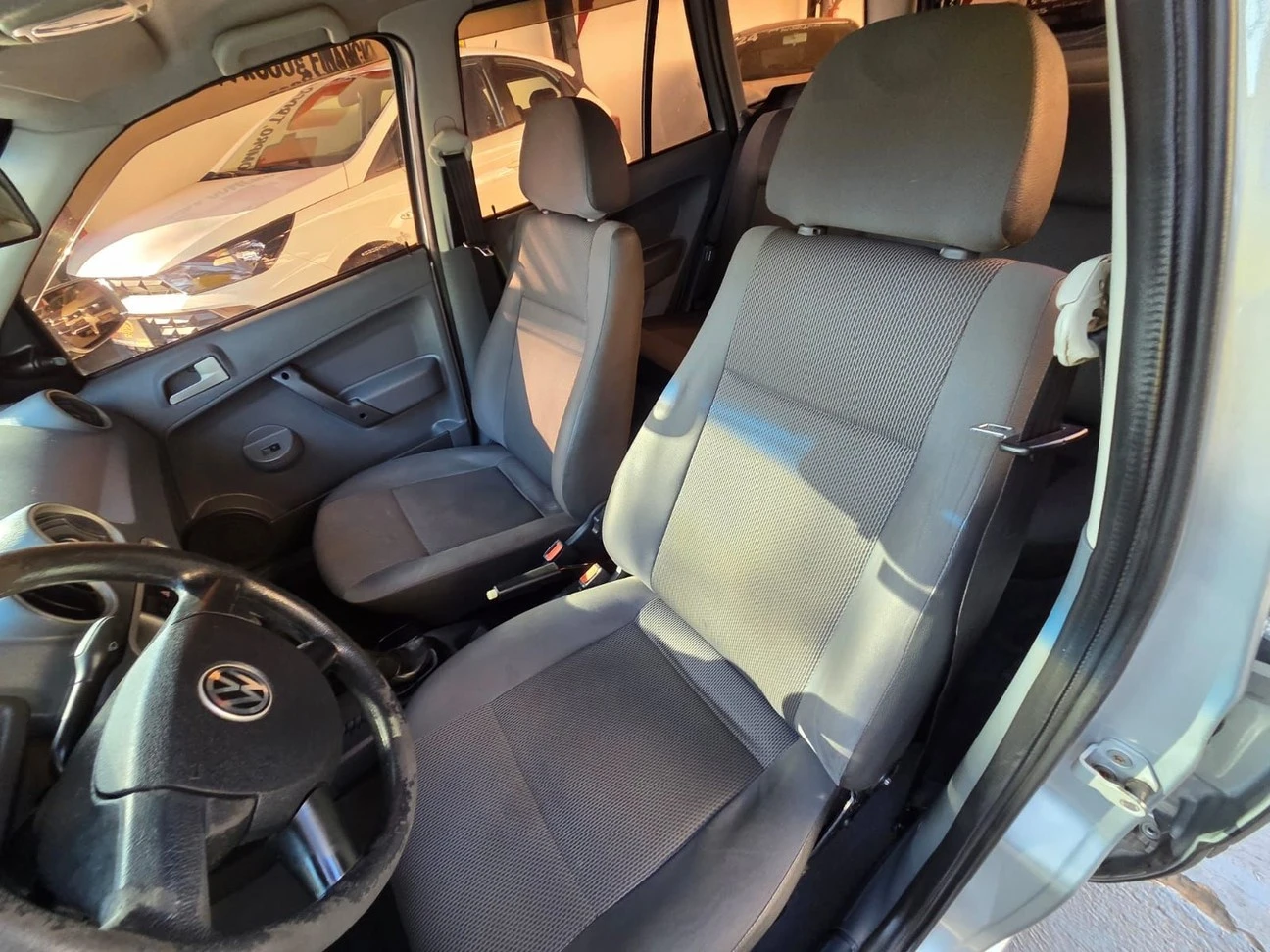 VOLKSWAGEN PARATI