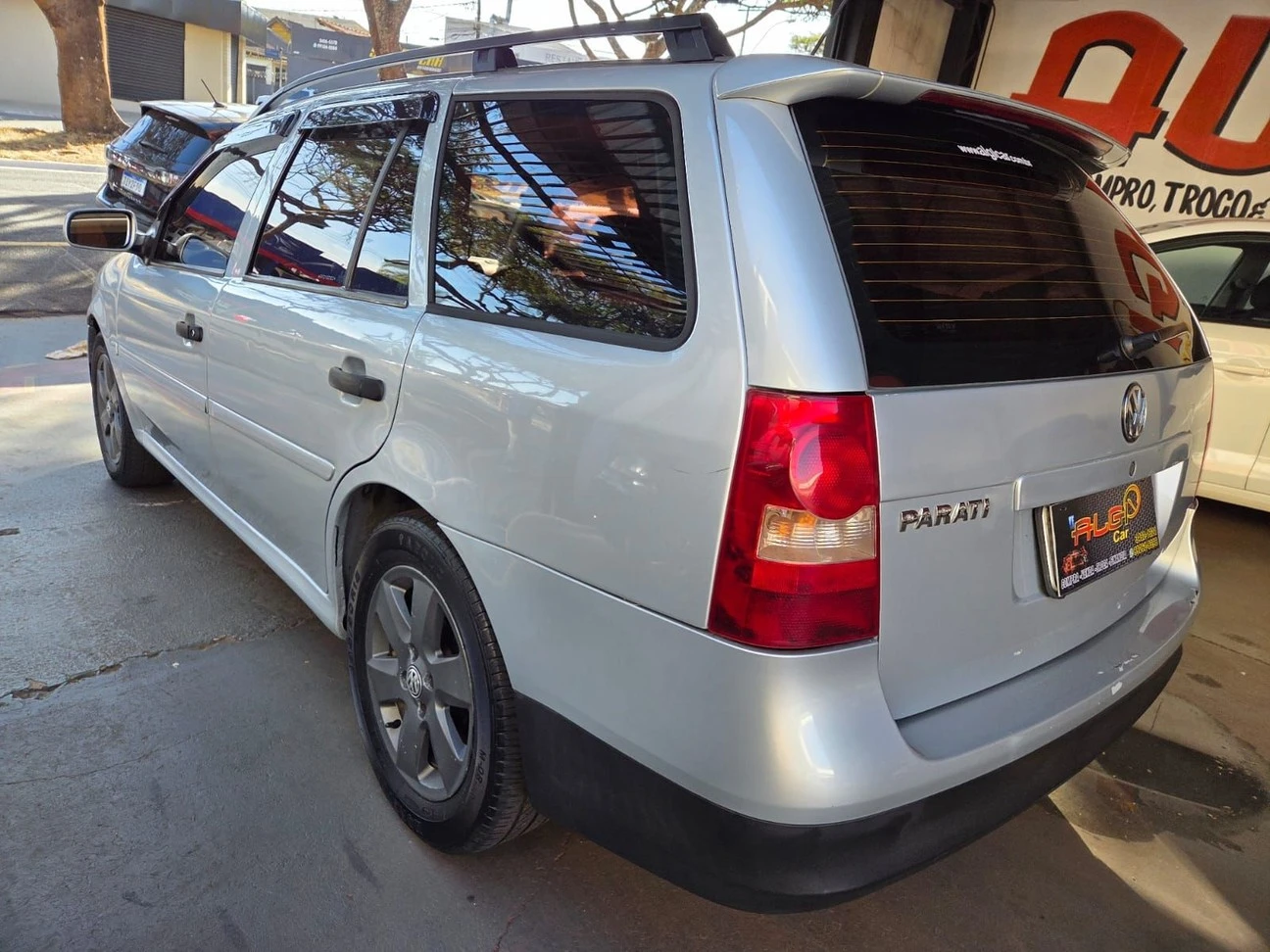 VOLKSWAGEN PARATI