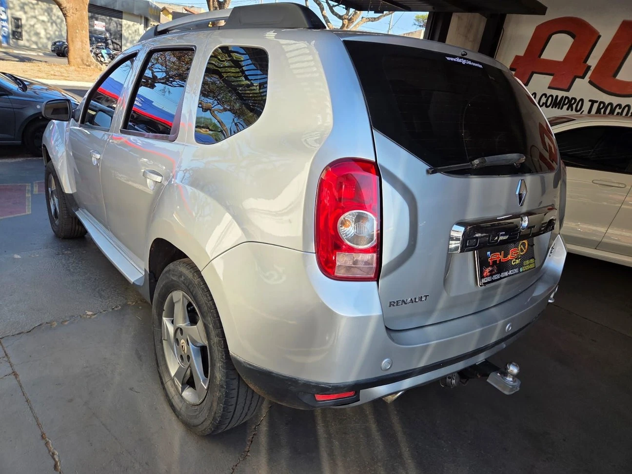 RENAULT DUSTER