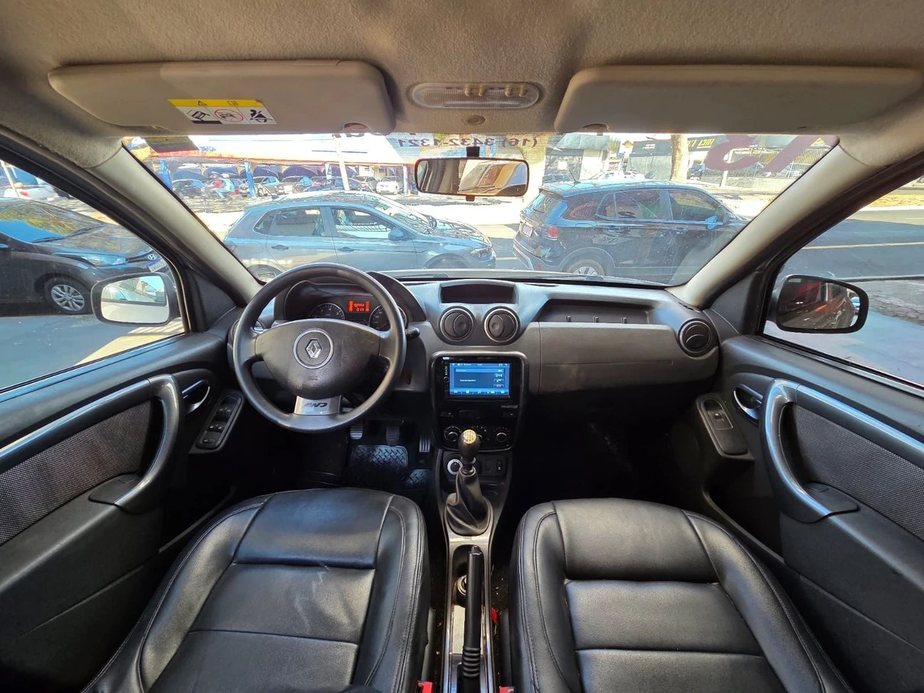 RENAULT DUSTER