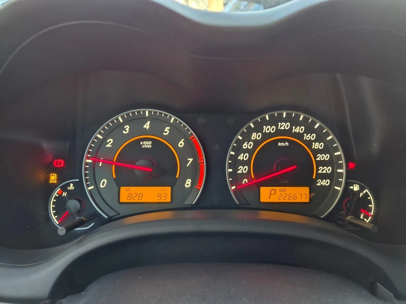 TOYOTA COROLLA