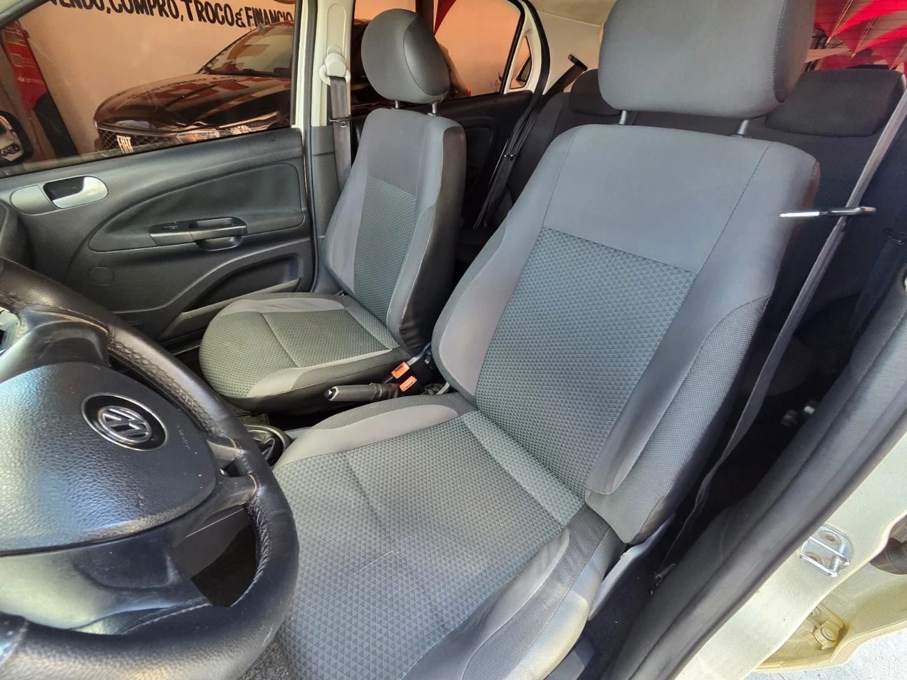 VOLKSWAGEN GOL
