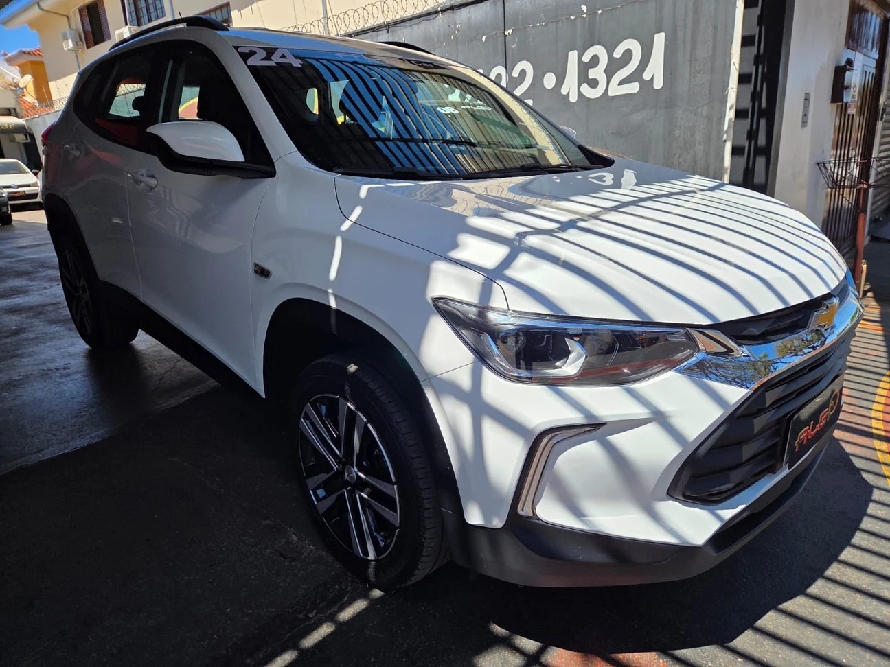 CHEVROLET TRACKER
