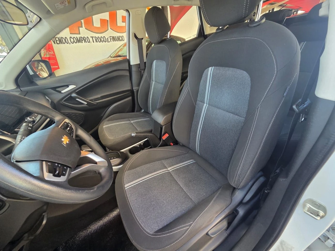 CHEVROLET TRACKER