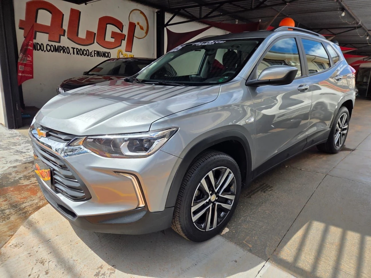 CHEVROLET TRACKER