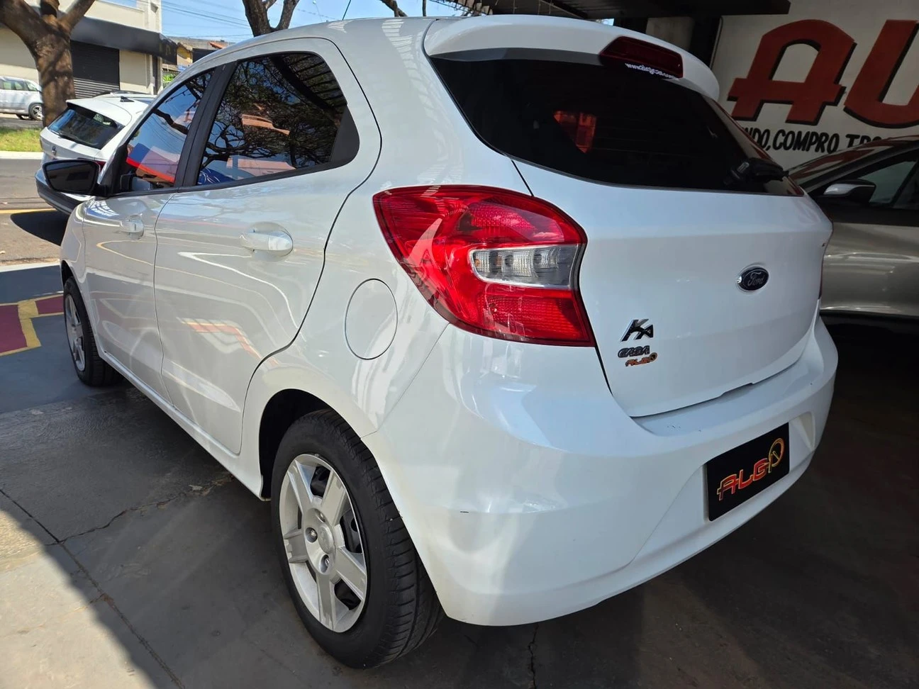 FORD KA