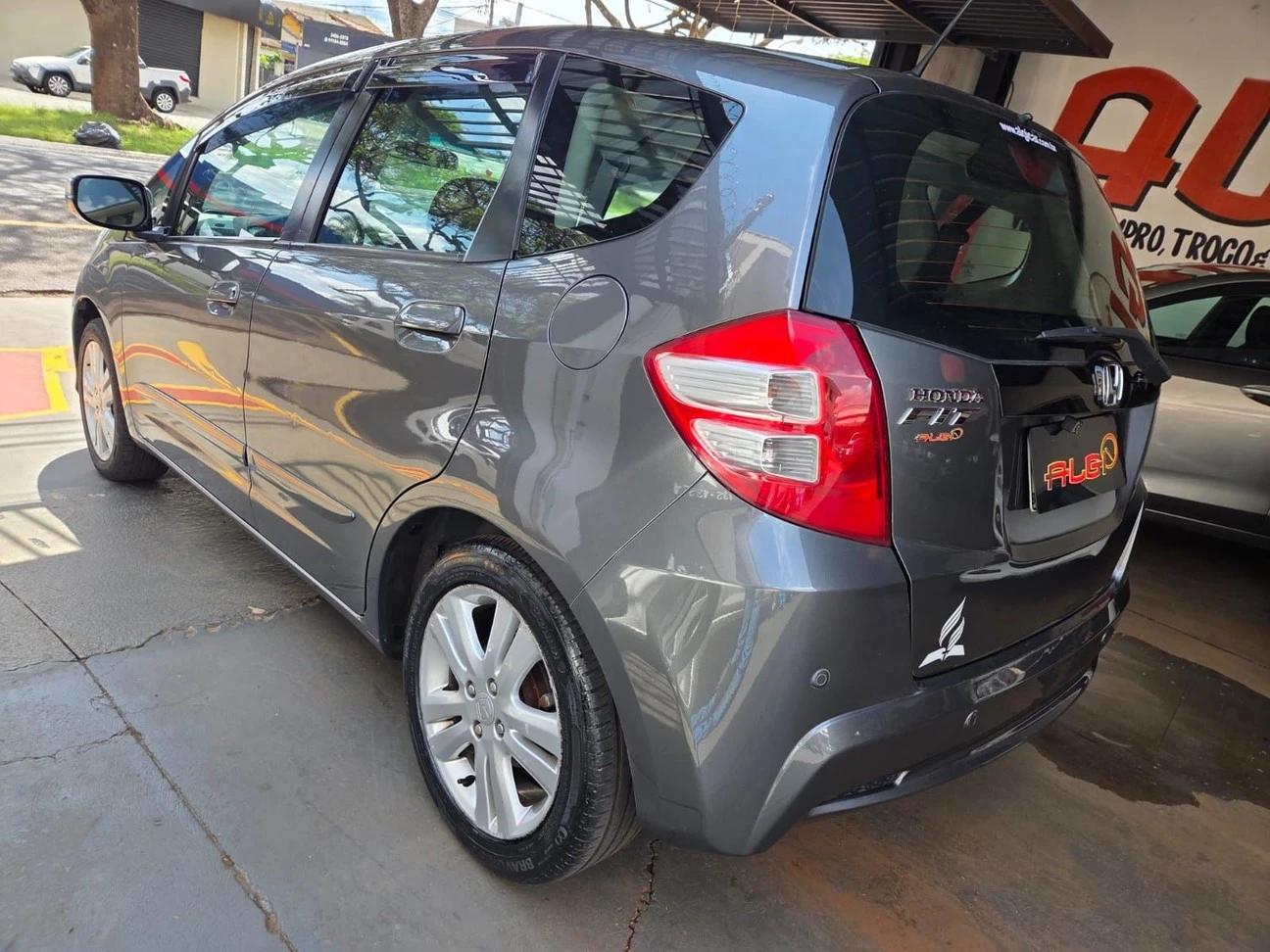 HONDA FIT