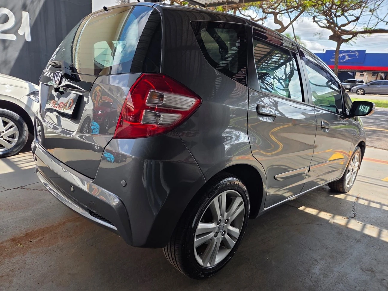 HONDA FIT