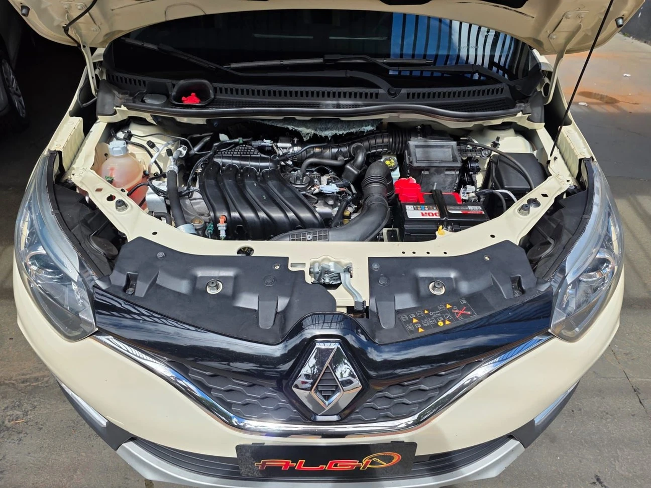 RENAULT CAPTUR