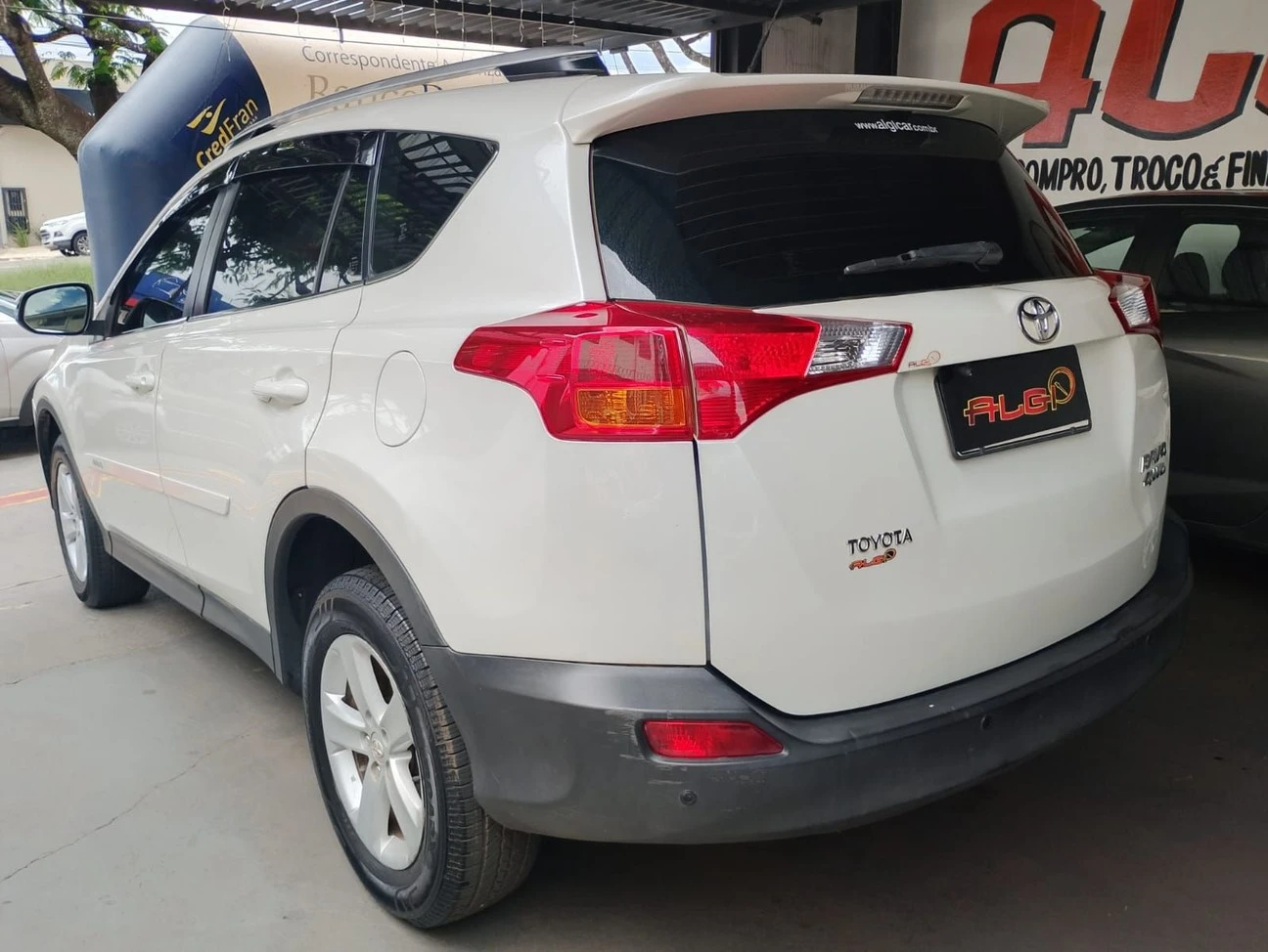 TOYOTA RAV4