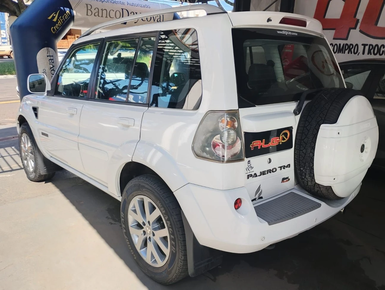 MITSUBISHI PAJERO TR4