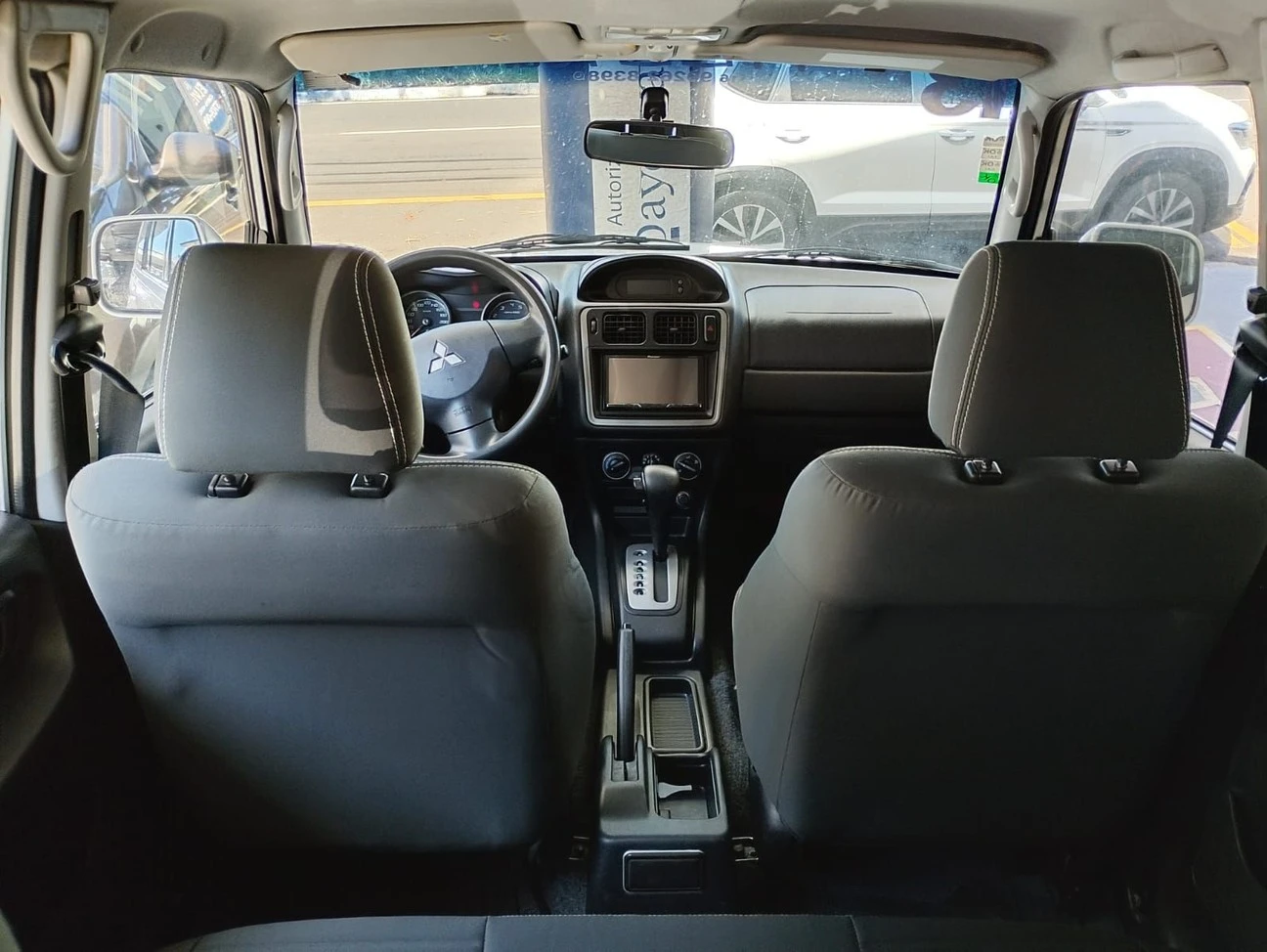 MITSUBISHI PAJERO TR4