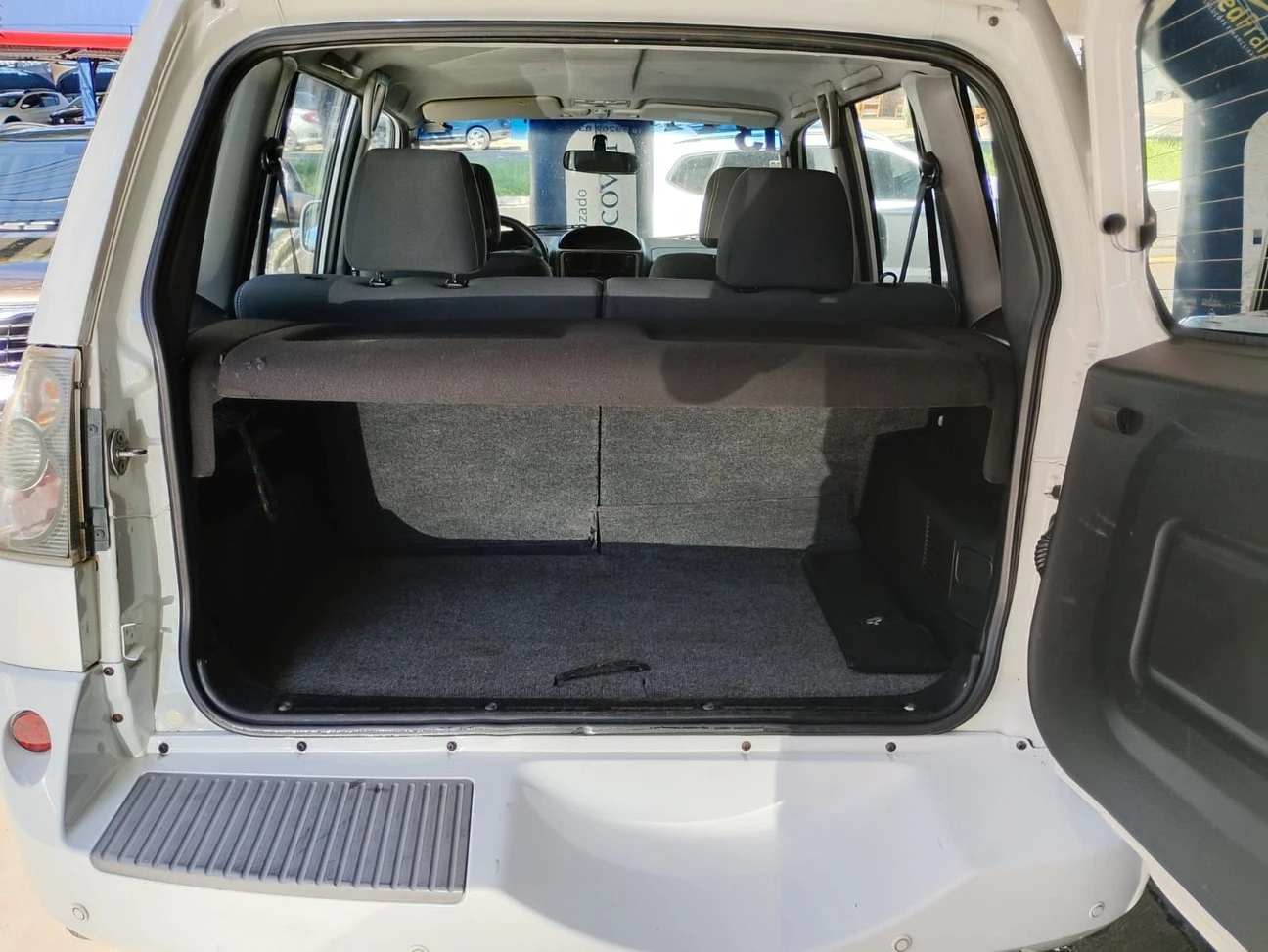 MITSUBISHI PAJERO TR4