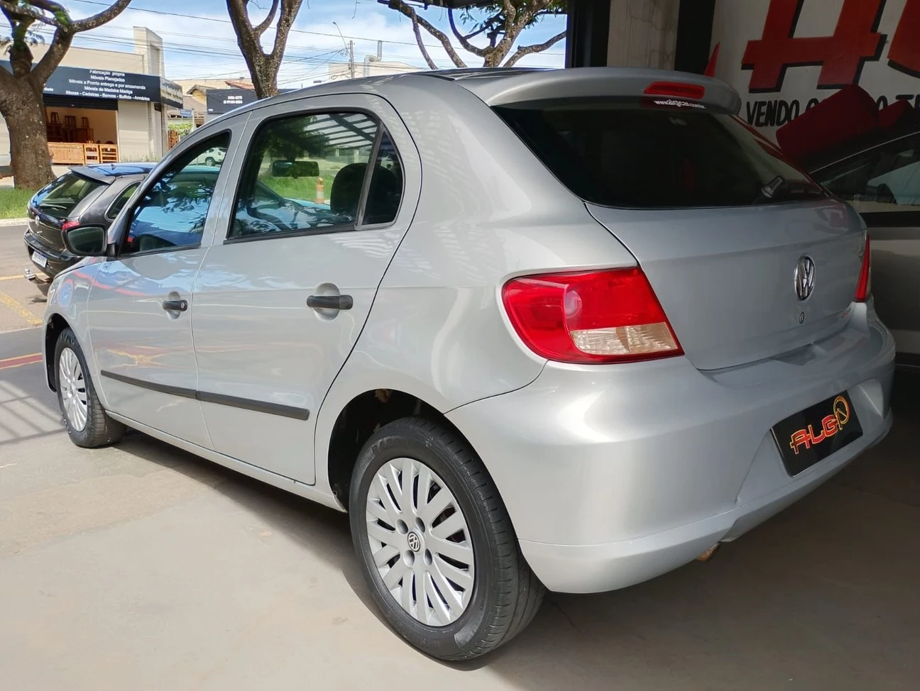 VOLKSWAGEN GOL