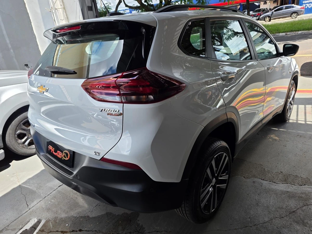 CHEVROLET TRACKER