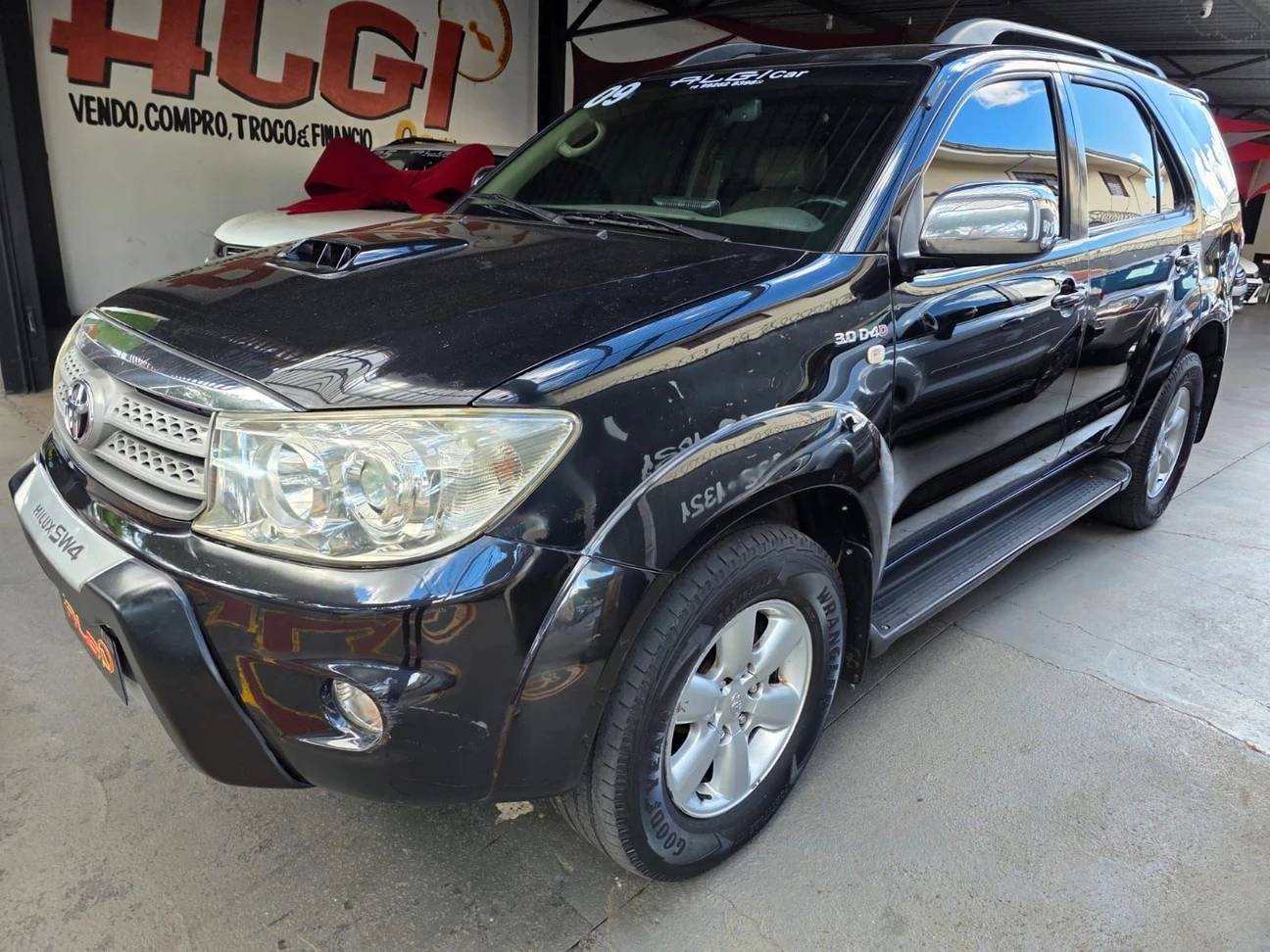 TOYOTA HILUX SW4