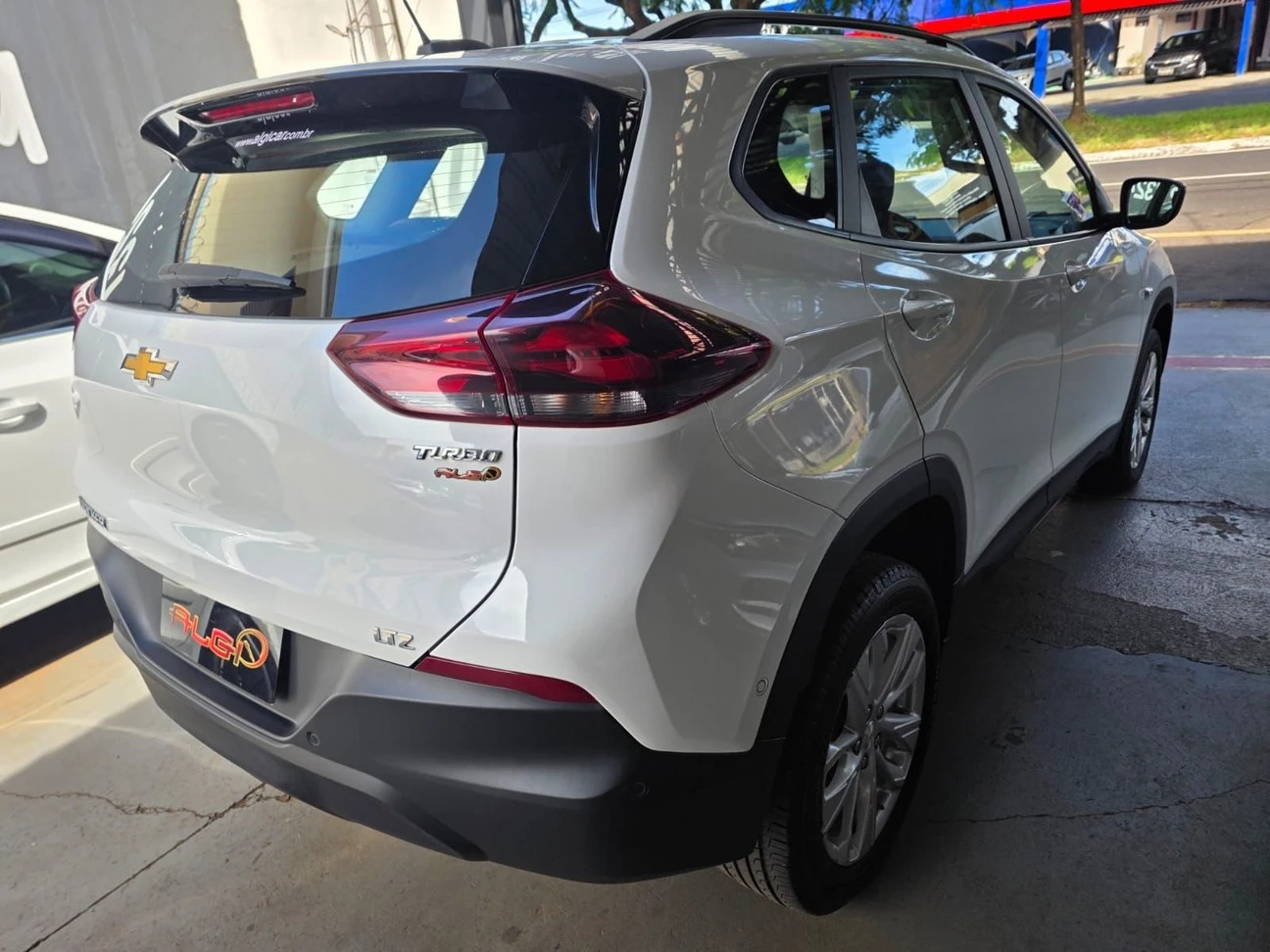 CHEVROLET TRACKER