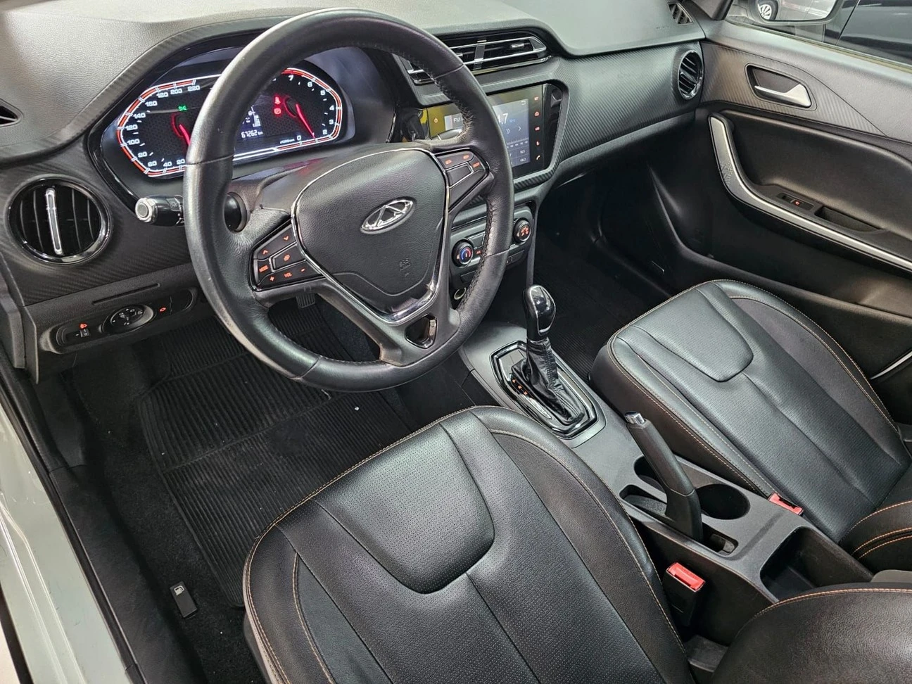 CHERY TIGGO 2