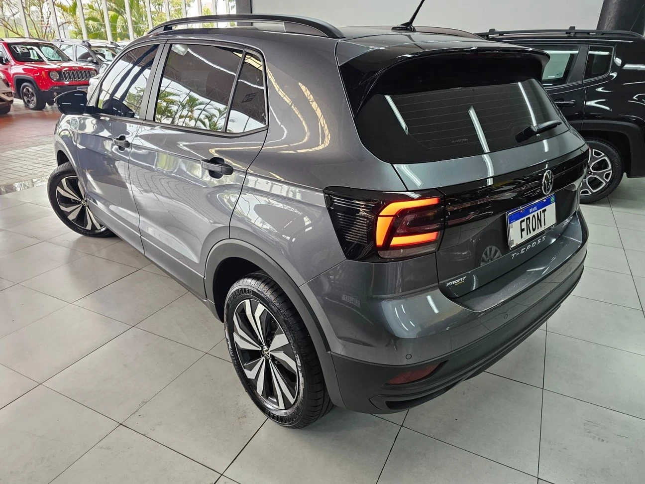 VOLKSWAGEN T-CROSS
