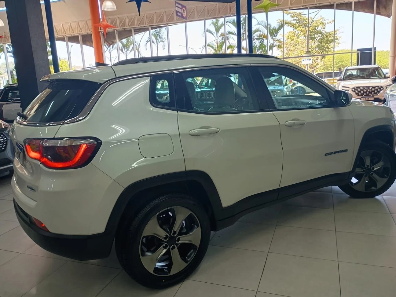 JEEP COMPASS