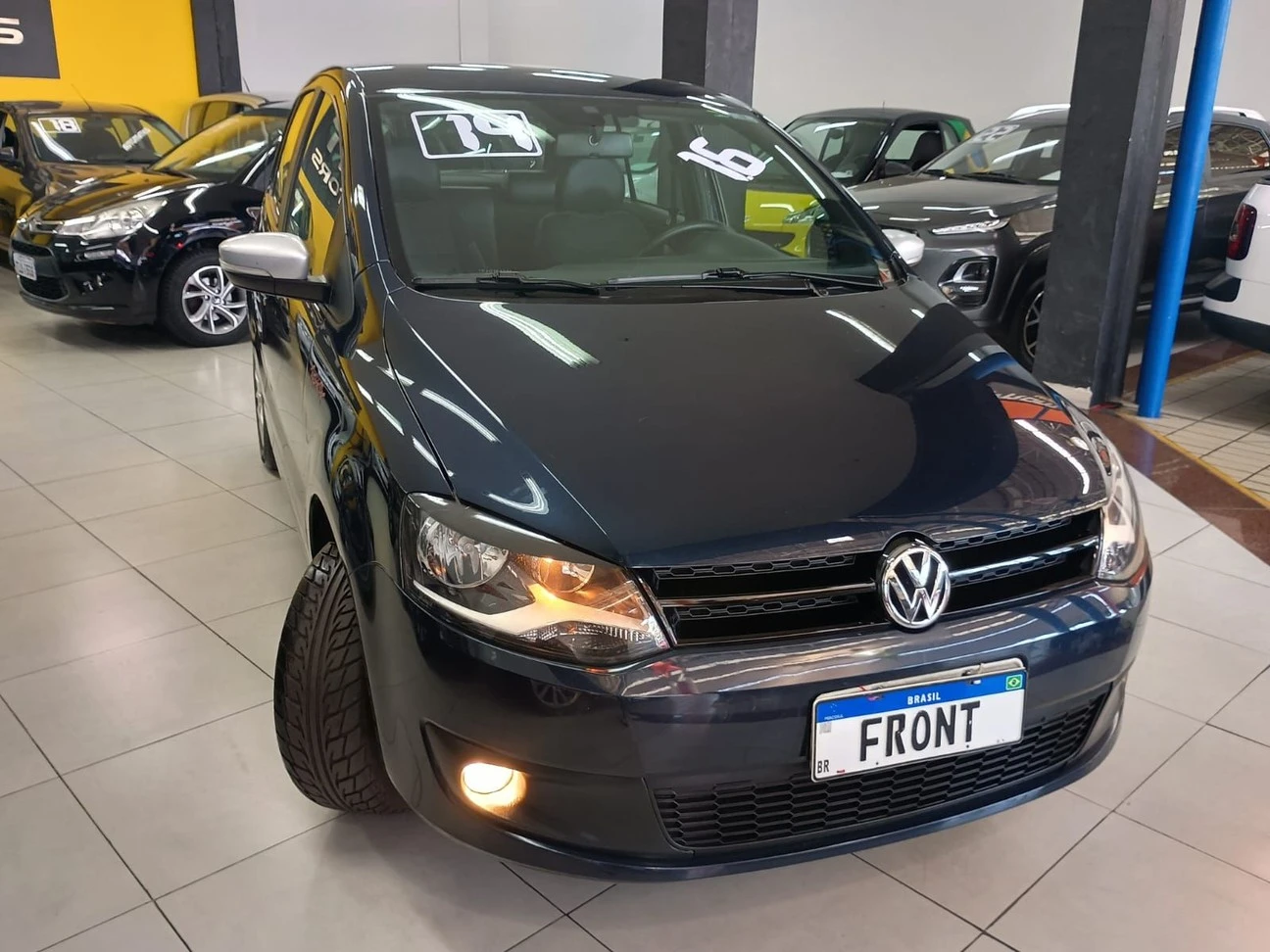 VOLKSWAGEN FOX