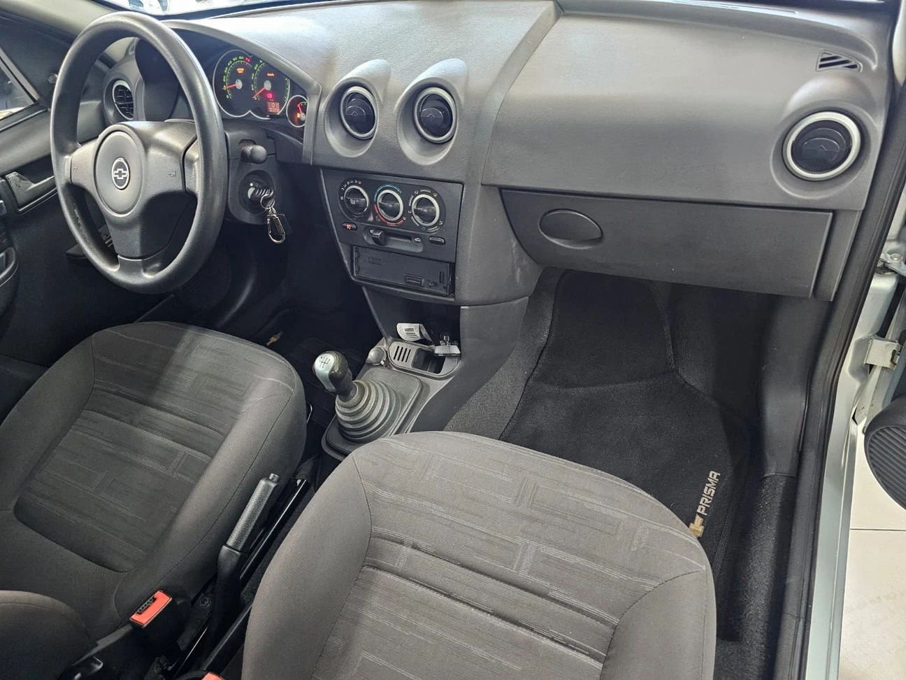 CHEVROLET PRISMA