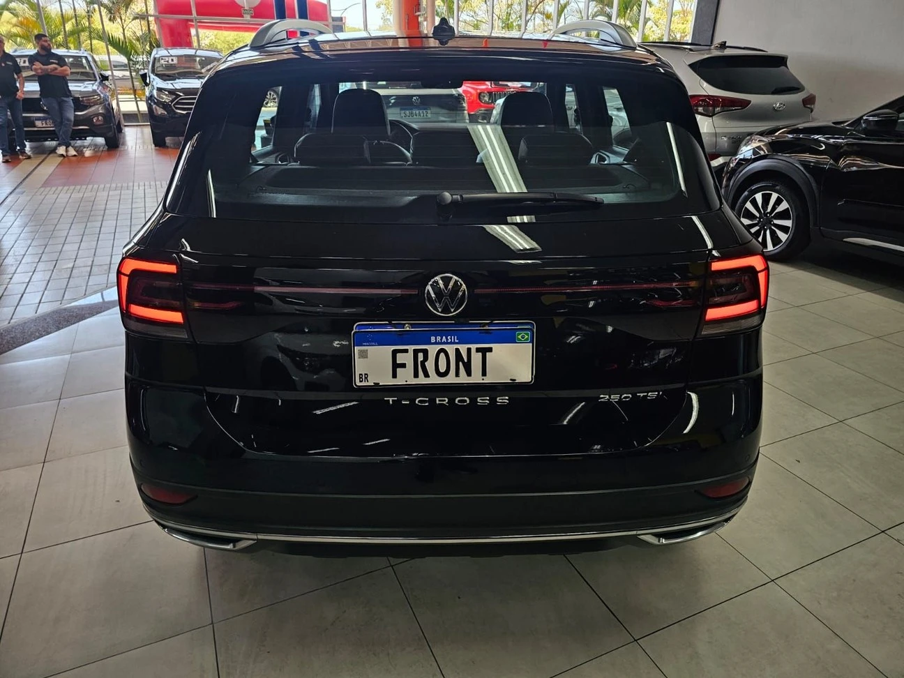 VOLKSWAGEN T-CROSS