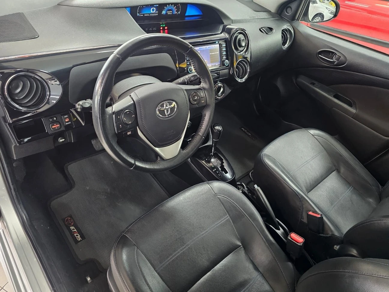 TOYOTA ETIOS