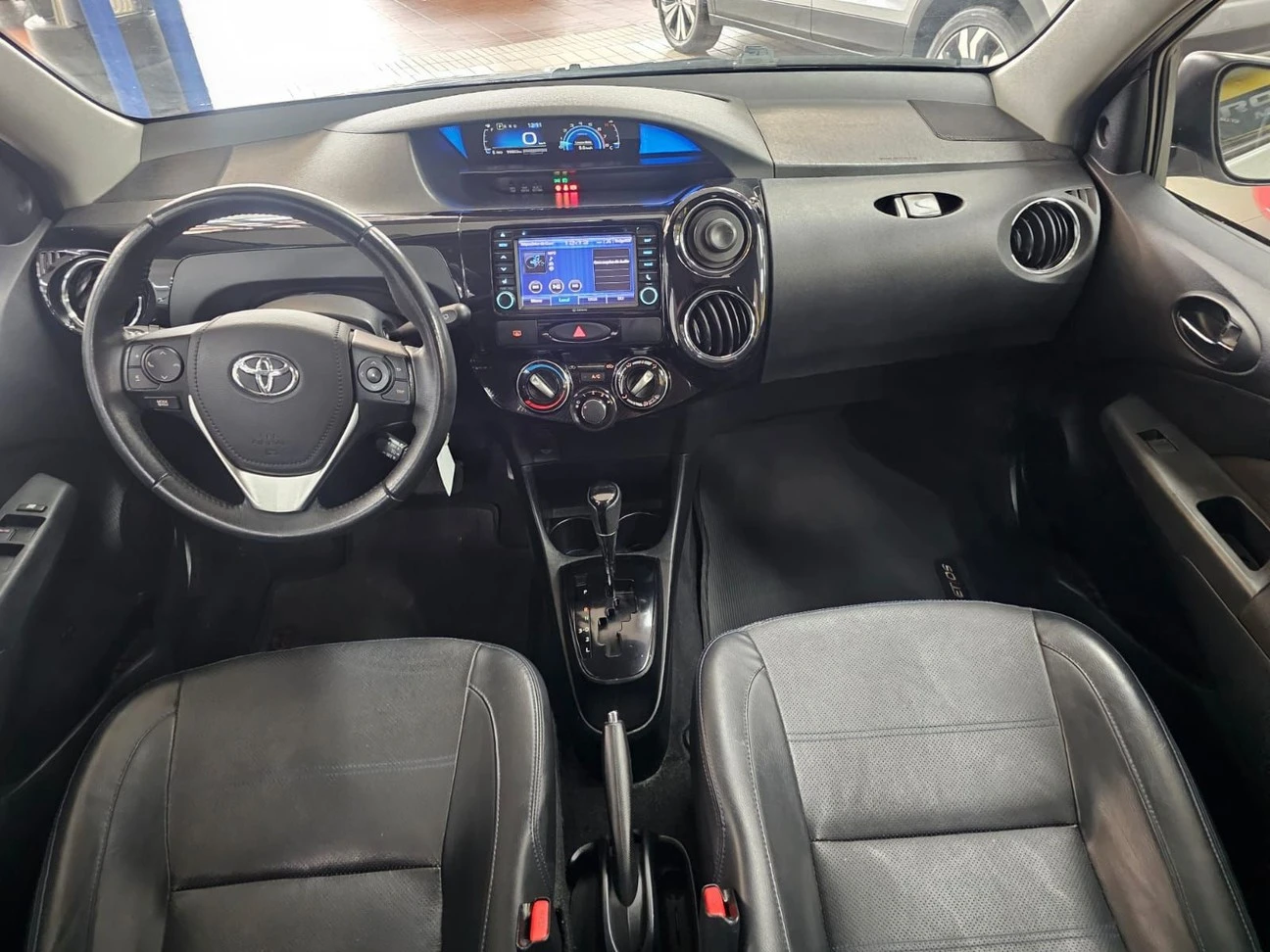 TOYOTA ETIOS