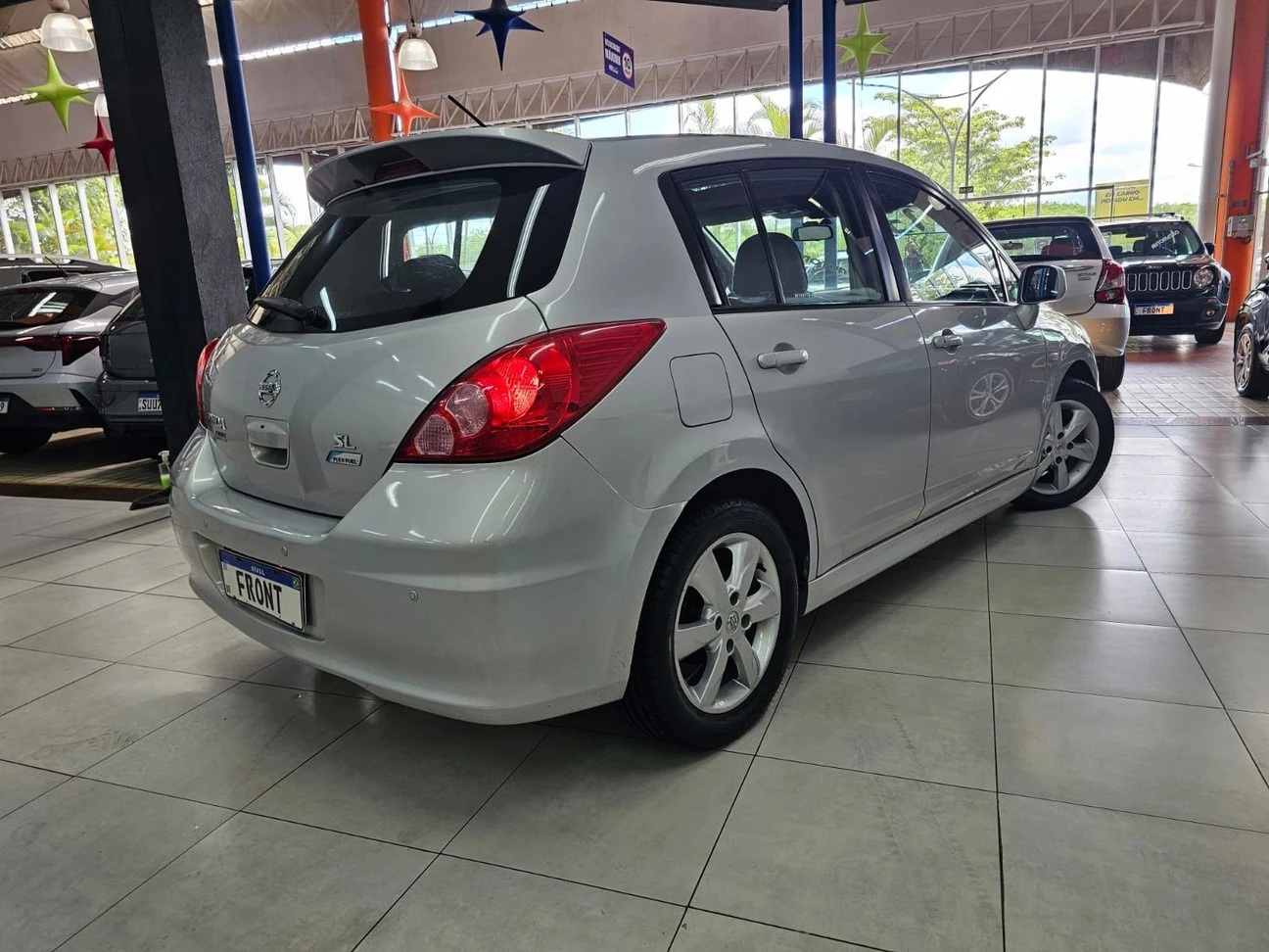 NISSAN TIIDA