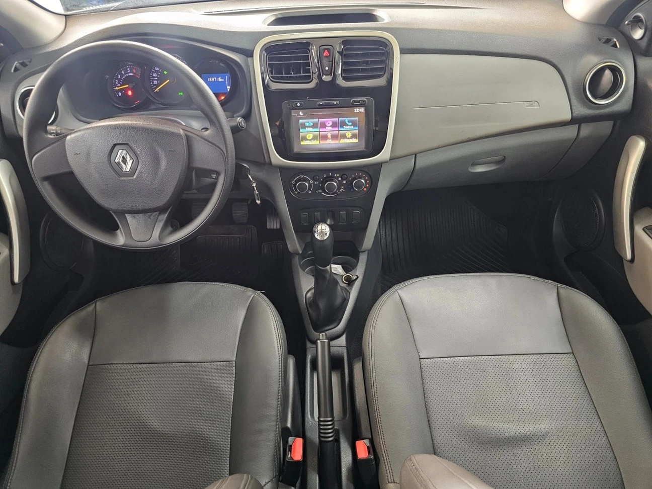 RENAULT LOGAN