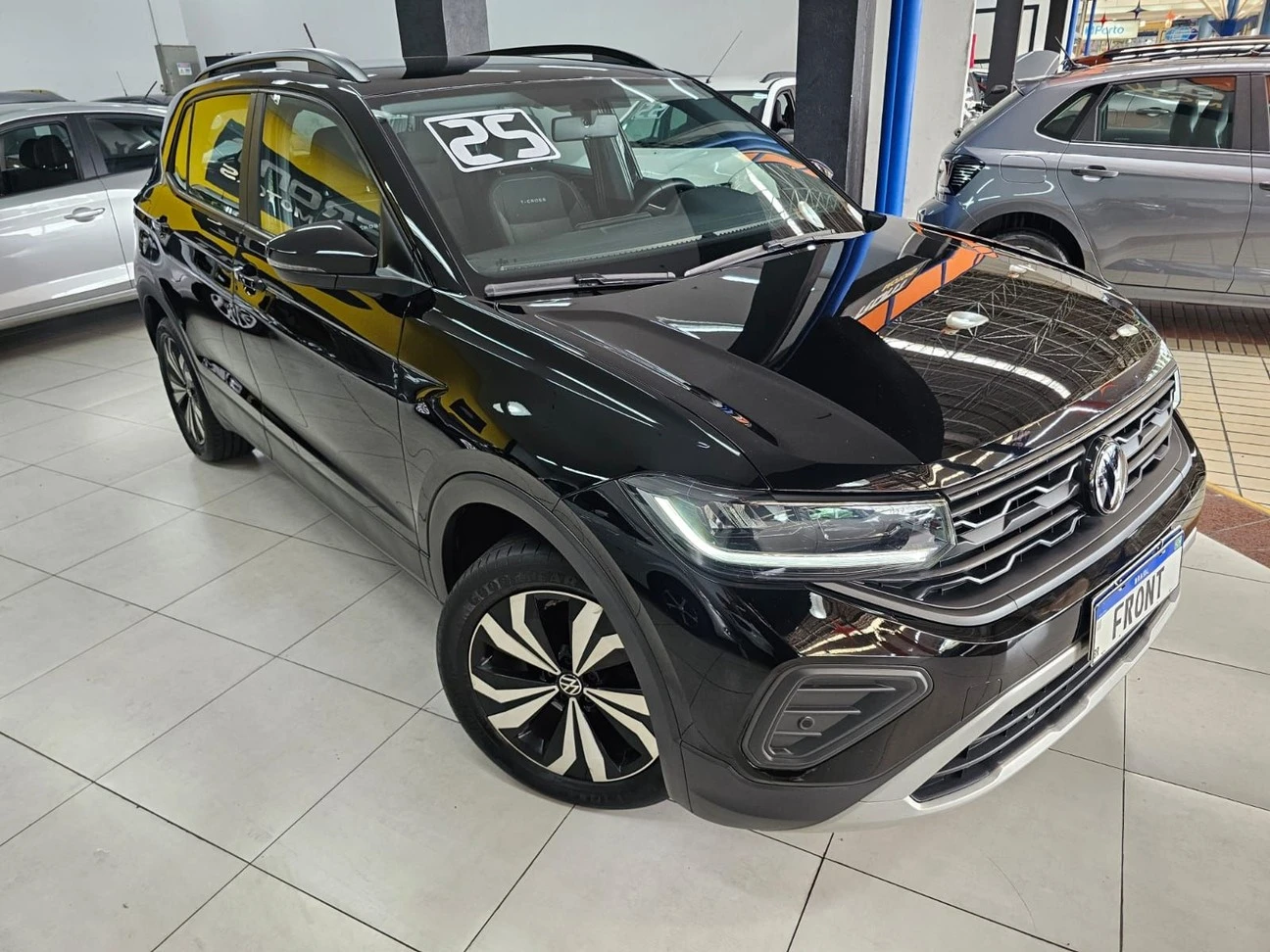 VOLKSWAGEN T-CROSS