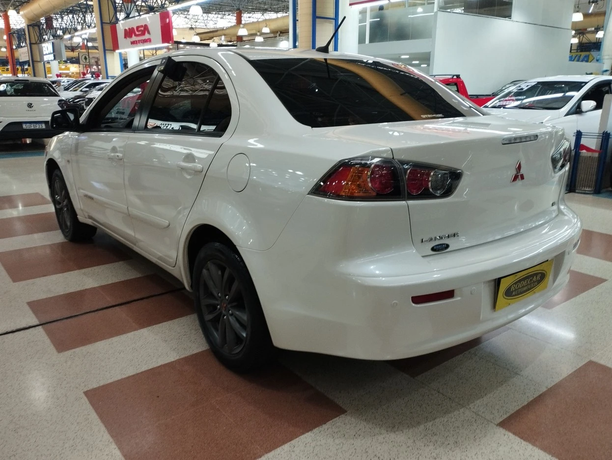 MITSUBISHI LANCER